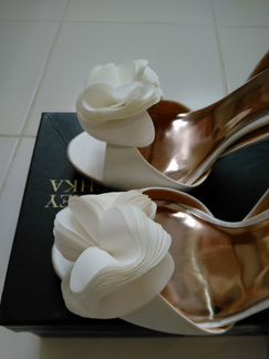 Badgley Mischka Randall свадебные босоножки 41