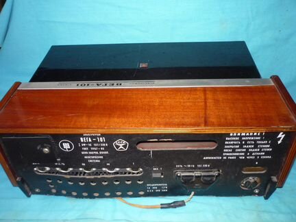 Электрофон 3-х скоростной отлично работ 