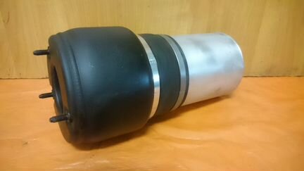 Пневматический баллон Мерседес W-211(219) передний