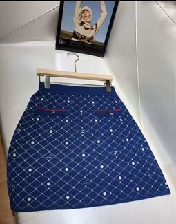 Chanel костюм