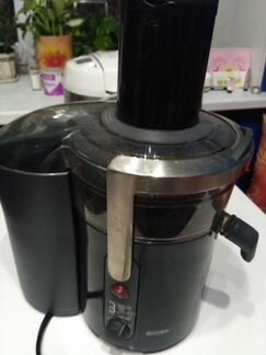 Соковыжималка Bork S700