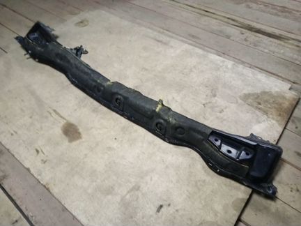 Жабо Toyota RAV-4 XA30 06-12г