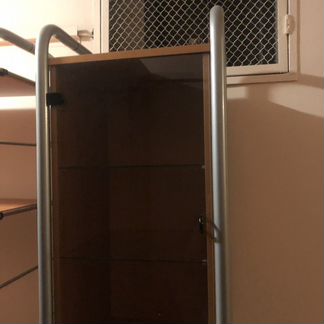 Комод и шкаф-витрина IKEA