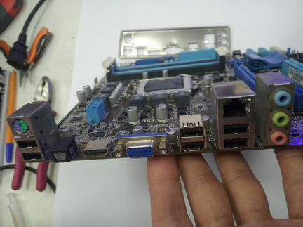 Материнская плата asus P8H67-M LGA 1155