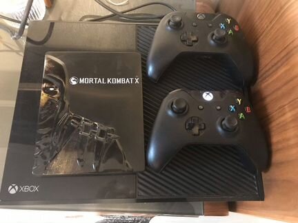 Xbox ONE 500gb 2 геймпада