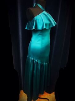 Платье вечернее 42 размер (новое)