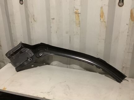 Стойка передняя правая Lexus IS 250