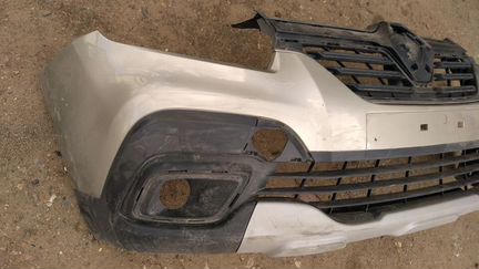 Рено Сандеро 2 передн бампер 620220494R в сборе n0