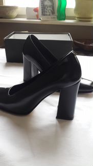 Туфли черные, глянцевые, натуральная кожа. Италия