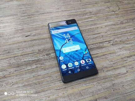 Телефон Sony Xperia F3211