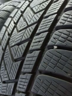 275 45 21 Pirelli Scorpion winter