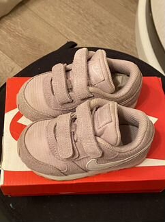 Кроссовки nike детские