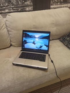 Ноутбук с большим экраном для дома и офиса Toshiba