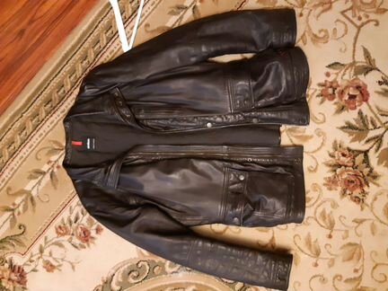 Кожанная куртка strellson