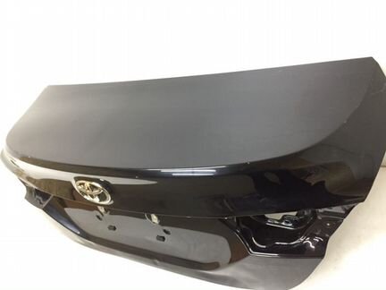 Крышка багажника задняя Toyota Camry V70 2017-2020