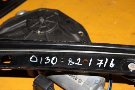 Механизм стеклоподъемника передний левый Bmw