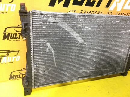 Радиатор охлаждения двигателя Mercedes C-Classe