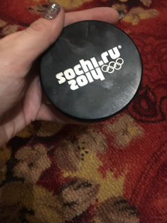 Клюшка и шайба Сочи 2014