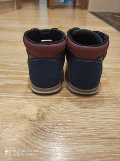 Кроссовки-22 размер