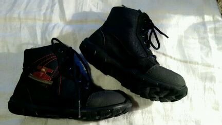 Ботиночки на мальчика разм.25
