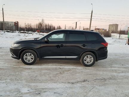 Mitsubishi Outlander 2.0 CVT, 2018, 43 000 км