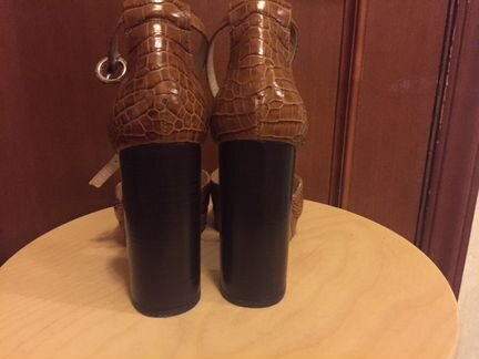 Босоножки massimo dutti 38 р