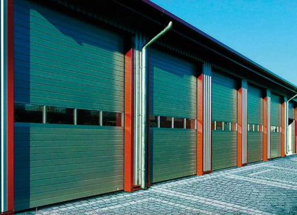 Секционные ворота