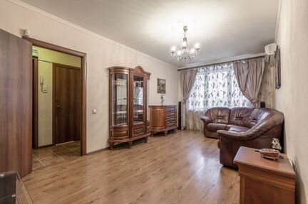 2-к квартира, 45 м², 1/9 эт.