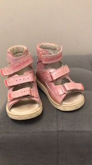 Босоножки детские