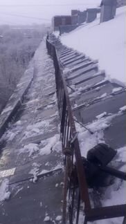 Чистка снег с крыш
