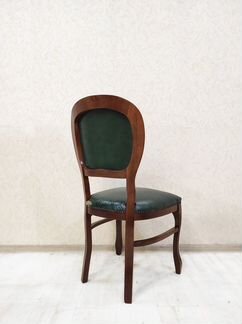 Румынский стул из натуральной кожи с экспозиции