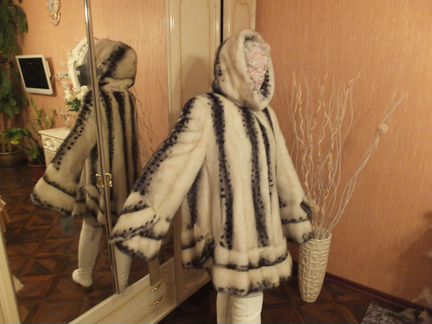 Шуба норковая с капюшоном 
