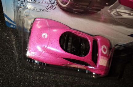 Hot Wheels Tokyo 2020 модель с ошибкой