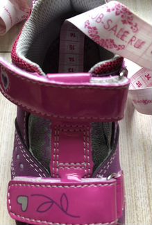 Сандалии для девочки р24-25