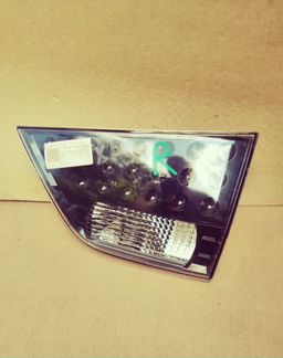 Outlander xl фонарь задний правый 8331A064