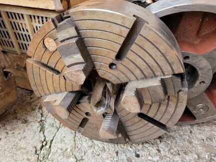 Патрон токарный ф 400 мм 9шт патроны СССР токарные