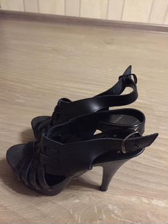 Босоножки Sisley