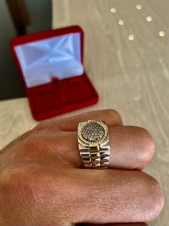 Мужская печатка с бриллиантами