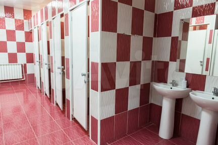 Комната 25 м² в > 9-к, 1/3 эт.