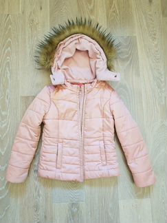 Куртка на девочку 4-6лет демисезон