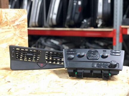Блок управления климат-контролем Volvo V70 SW