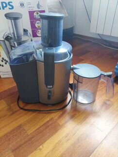 Соковыжималка Phillips HR1858