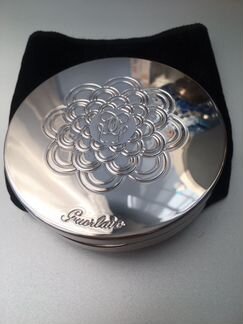 Пудра Meteorites compact от Guerlain