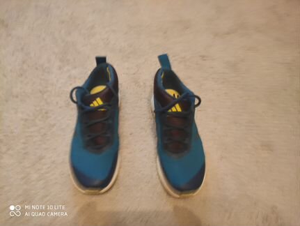 Кроссовки adidas