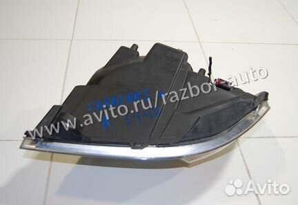 Фара правая Dodge Grand Caravan 2007-2012