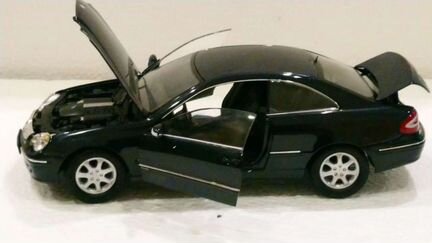 Mercedes benz M class & C classe 1/18