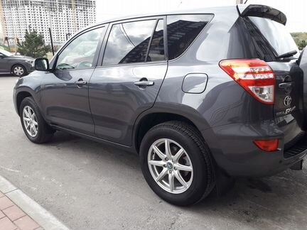 Toyota RAV4 2.0 CVT, 2011, 139 100 км