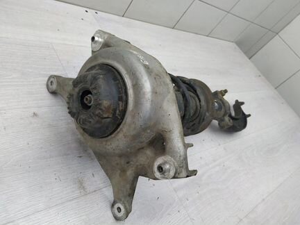 Амортизатор передний правый 8K0413038L Audi A4 B8