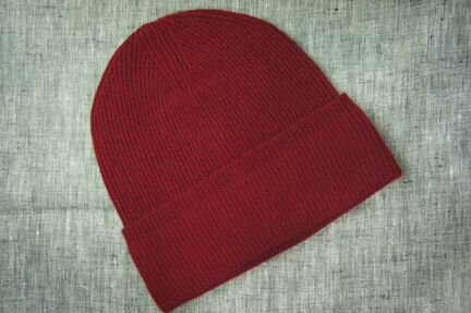 Мужская шапка