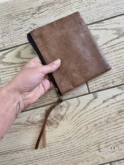 Кошелек/сумочка/клач из натуральной кожи на молнии